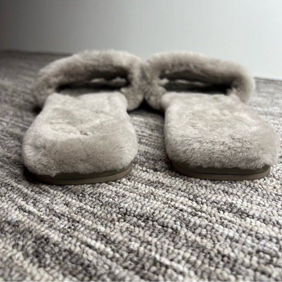 Tory Burch Women's Double TLogo Shearling Slide Sandals shoes Gray Heron Gold 10 - Picture 4 of 5